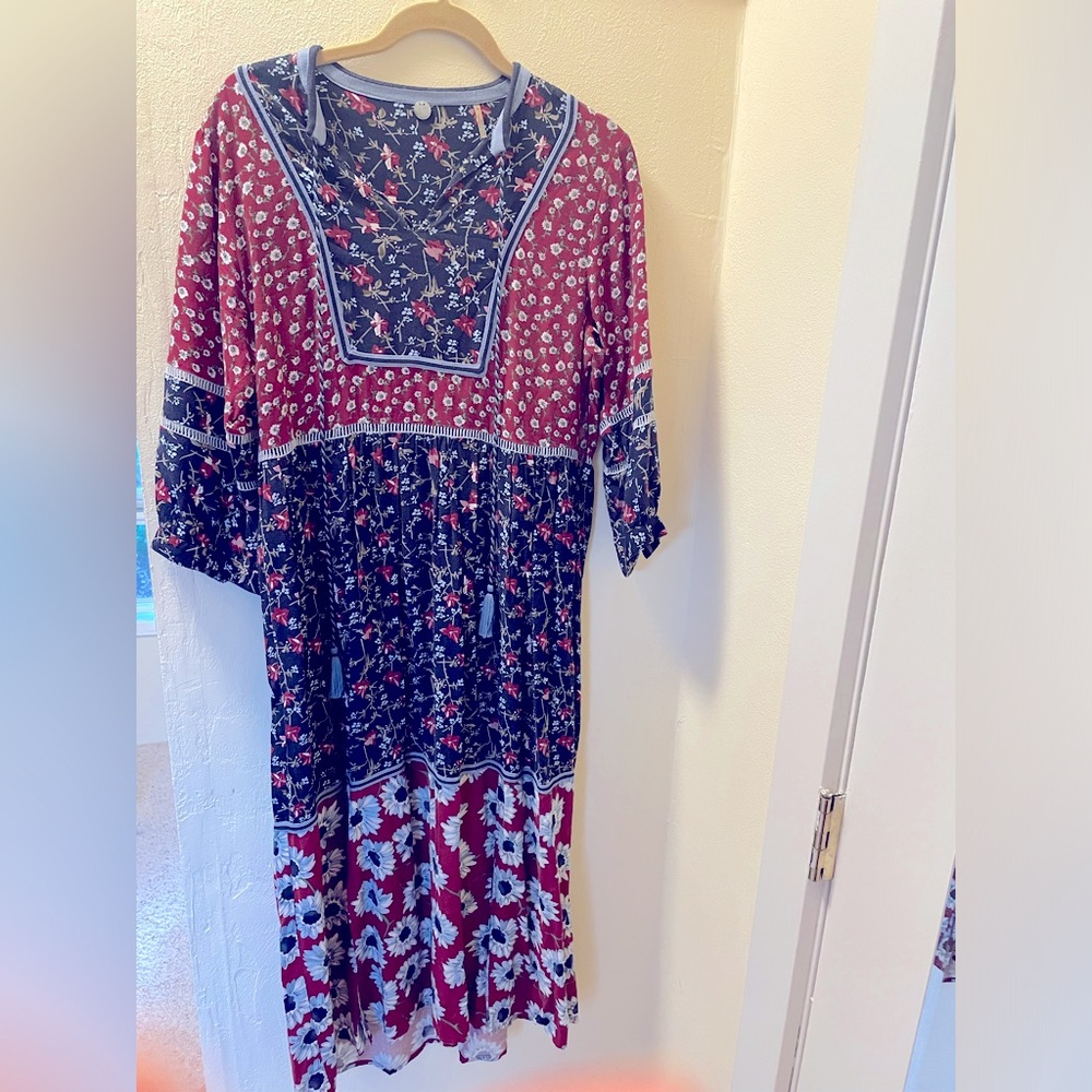 Vintage Margaret O’Leary Delilah tiered floral midi dress in red and blue